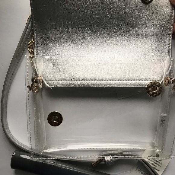 Urban Expression Clear and Silver Crossbody Bag - Picture 8 of 15